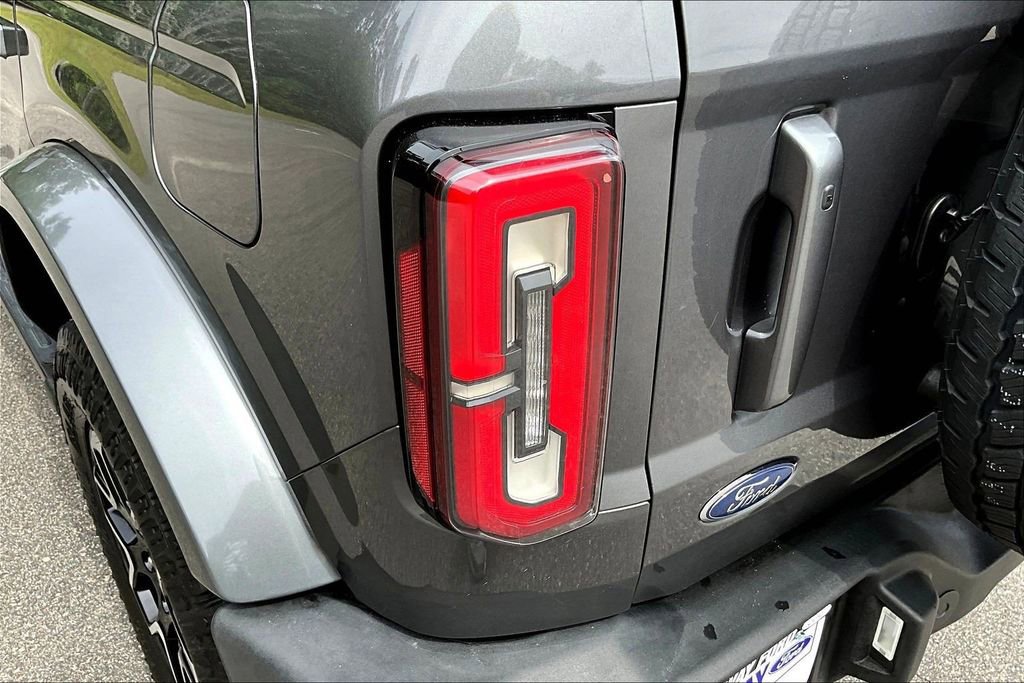 Used 2023 Ford Bronco Outer Banks AWD/4WD image 25