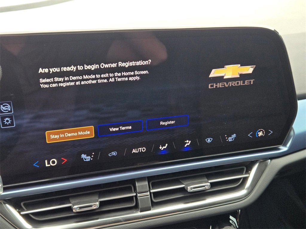 New 2026 Chevrolet Equinox EV LT image 8