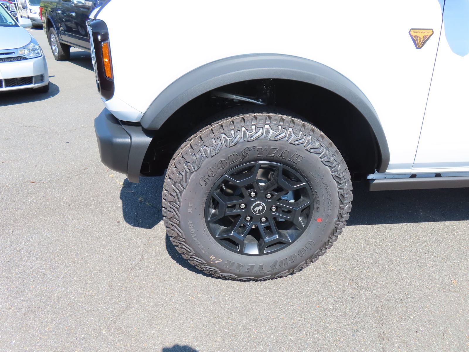 New 2026 Ford Bronco Badlands AWD/4WD image 8