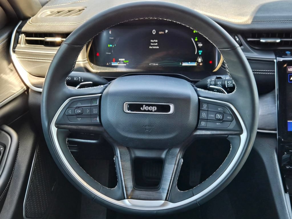 Used 2024 Jeep Grand Cherokee Limited 4xe AWD/4WD image 13