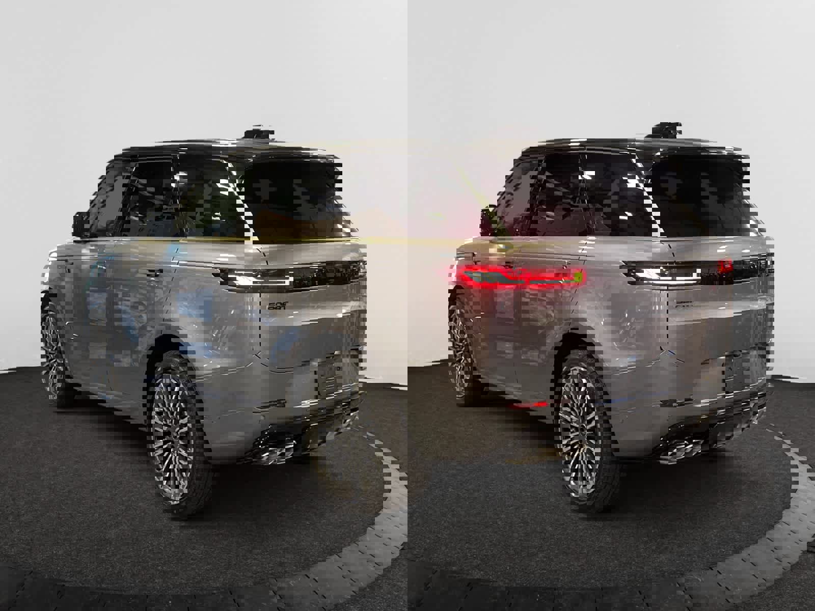 New 2025 Land Rover Range Rover Sport Dynamic SE image 4