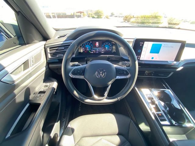 Used 2024 Volkswagen Atlas Cross Sport SE image 15