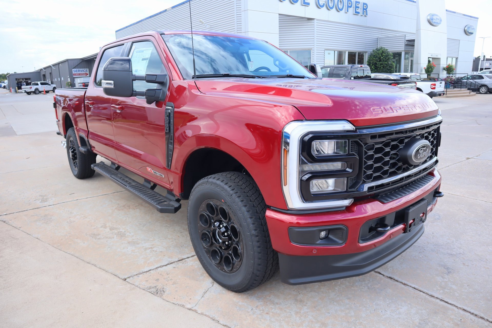 New 2026 Ford F250 Lariat w/ Black Appearance Package