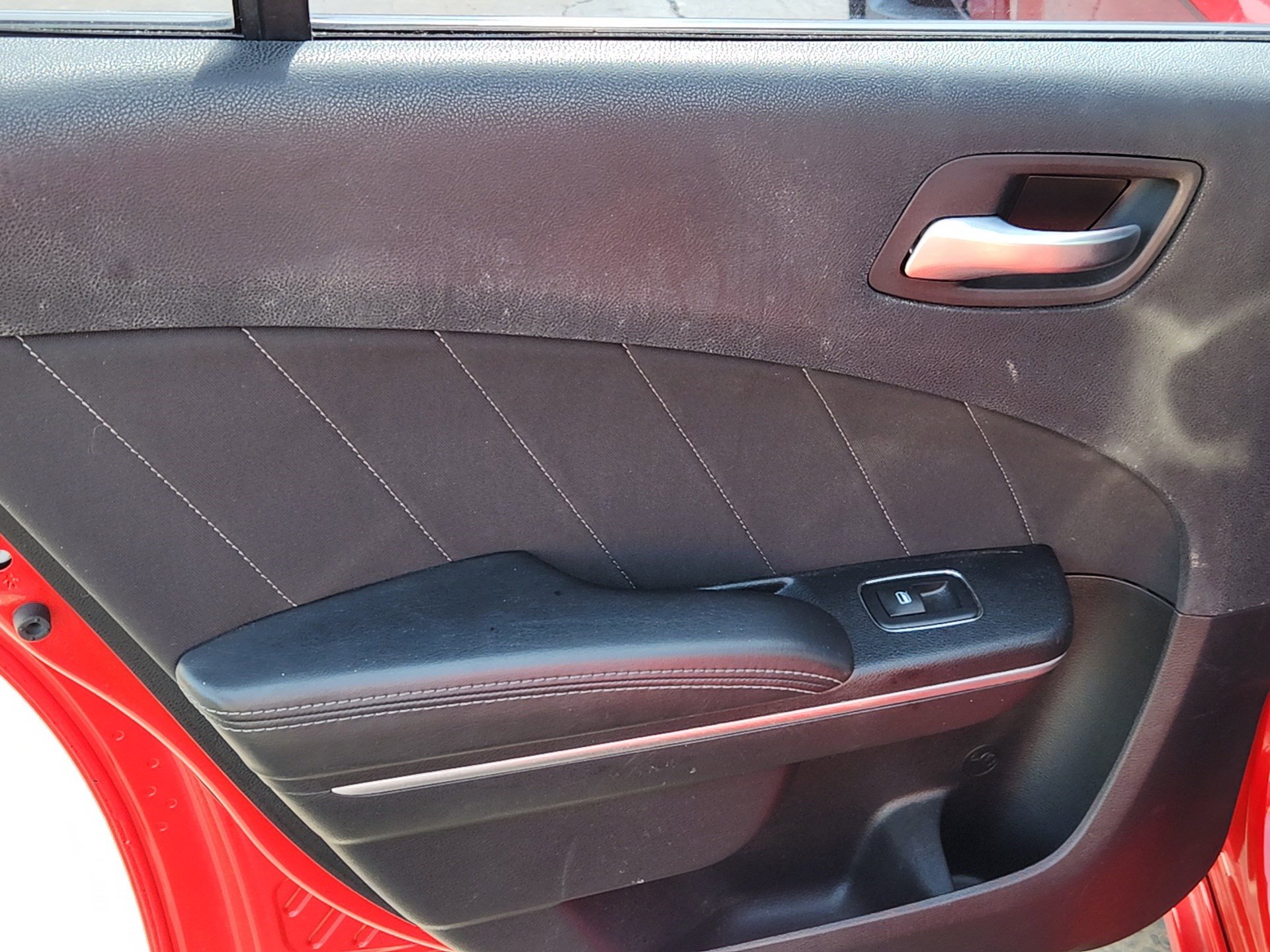 Used 2017 Dodge Charger R/T image 20