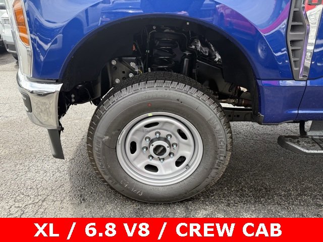 New 2026 Ford F250 XL image 4