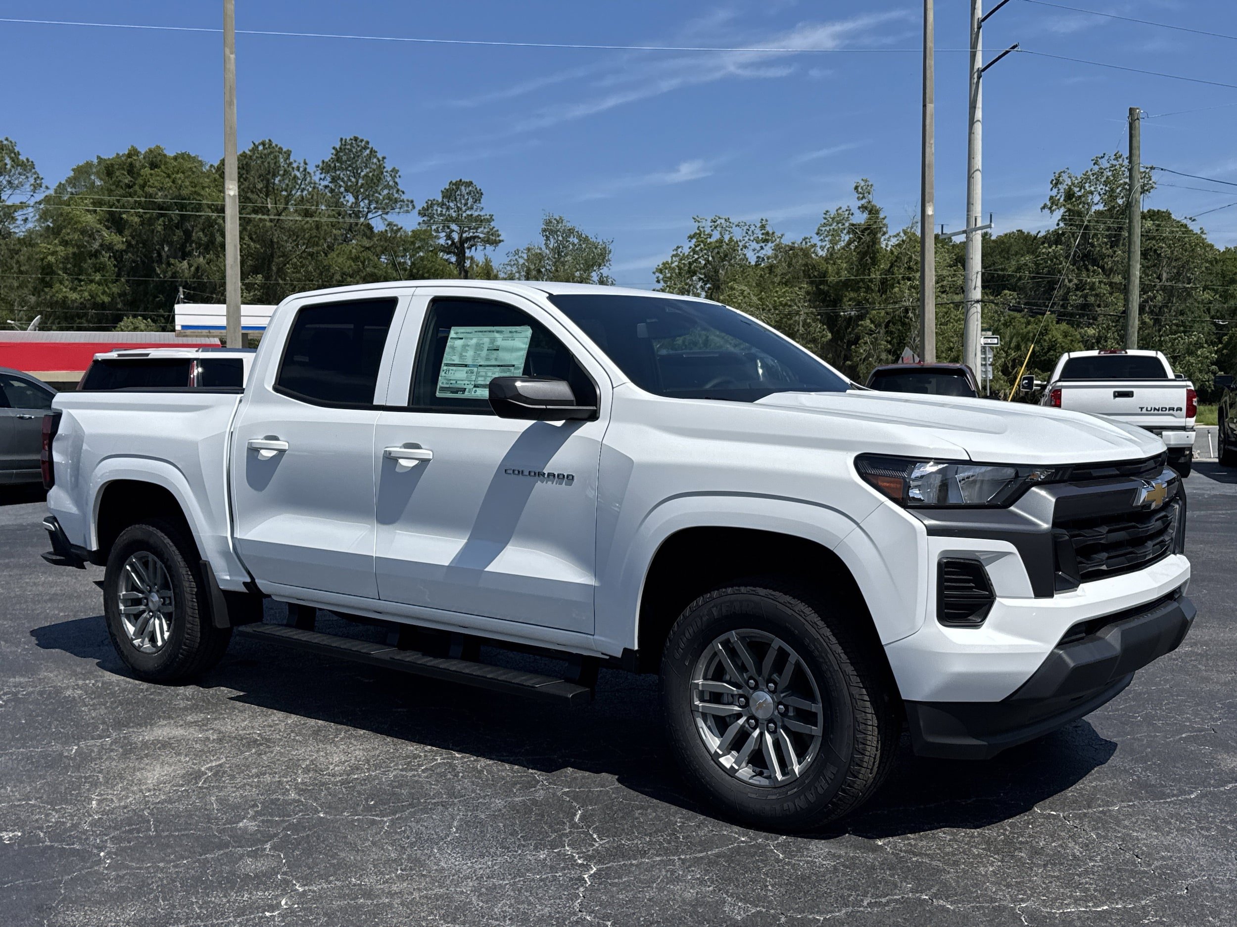 New 2026 Chevrolet Colorado LT RWD image 2