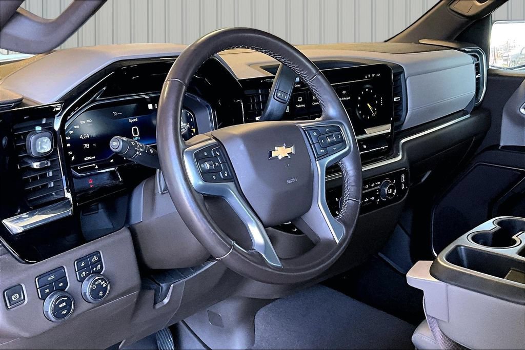 Used 2022 Chevrolet Silverado 1500 LT w/ All Star Edition Plus AWD/4WD image 4
