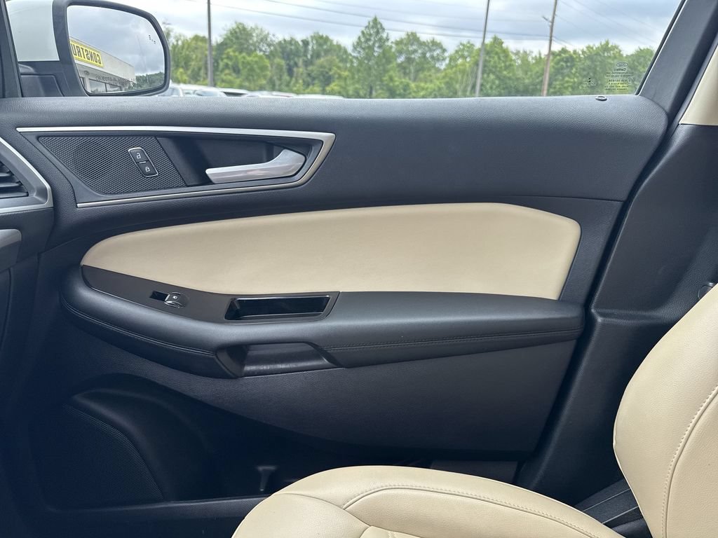 Used 2020 Ford Edge SEL w/ Convenience Package AWD/4WD image 22