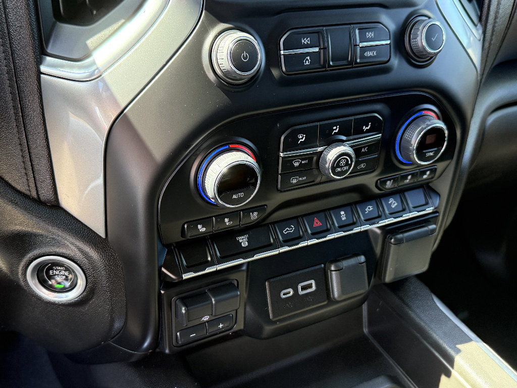 Used 2023 Chevrolet Silverado 2500 LTZ AWD/4WD image 13