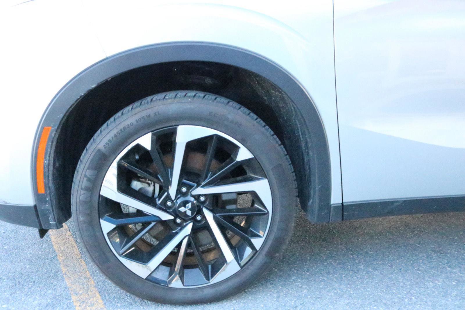 Used 2024 Mitsubishi Outlander SE image 26