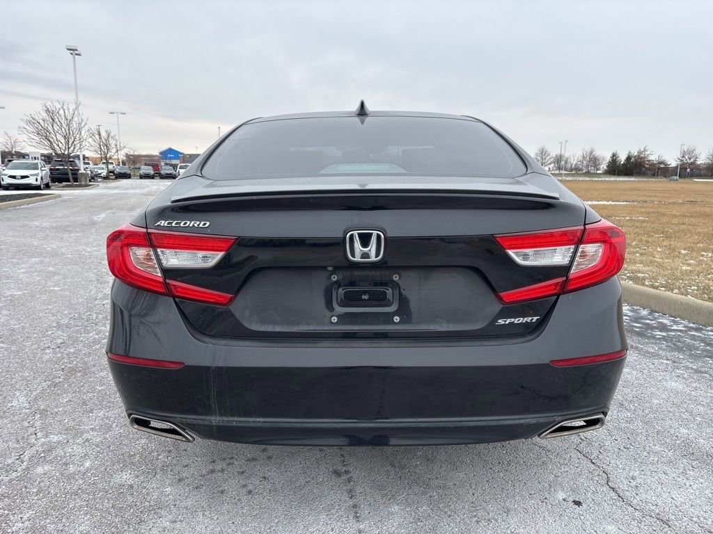 Used 2018 Honda Accord Sport image 8