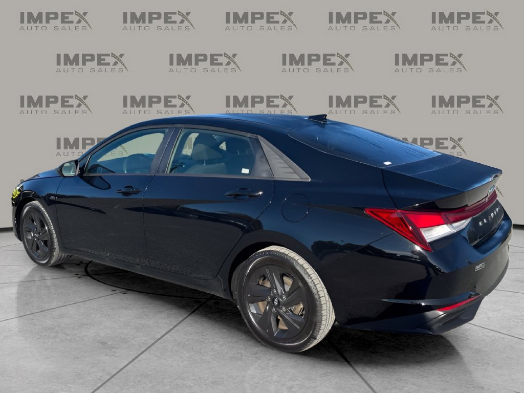Used 2021 Hyundai Elantra SEL FWD image 3