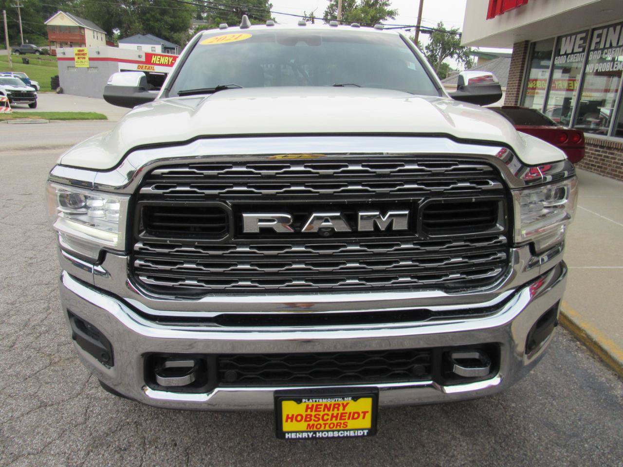 Used 2021 RAM 3500 Limited AWD/4WD image 2