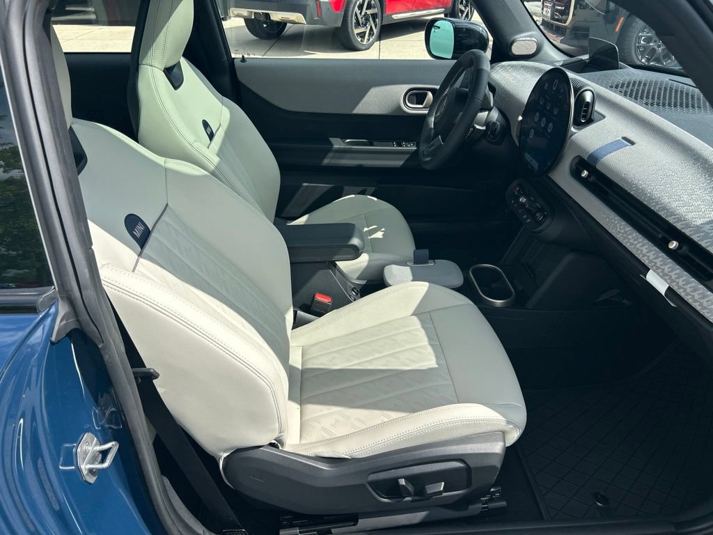 Used 2026 MINI Cooper S FWD image 38
