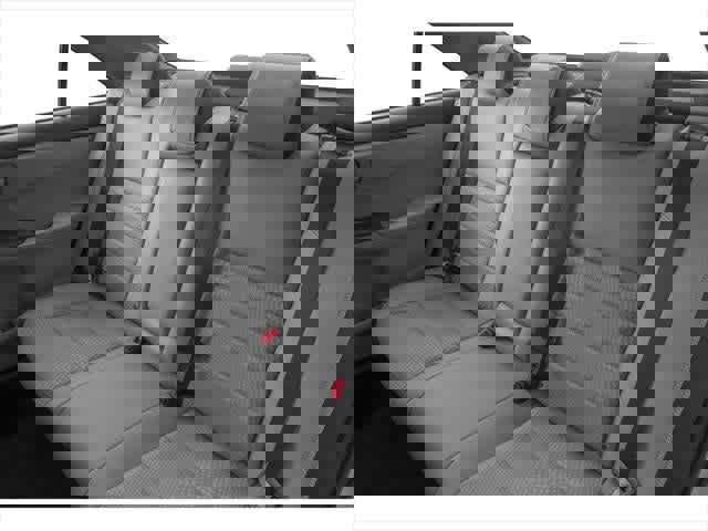 Used 2015 Toyota Camry XSE image 10