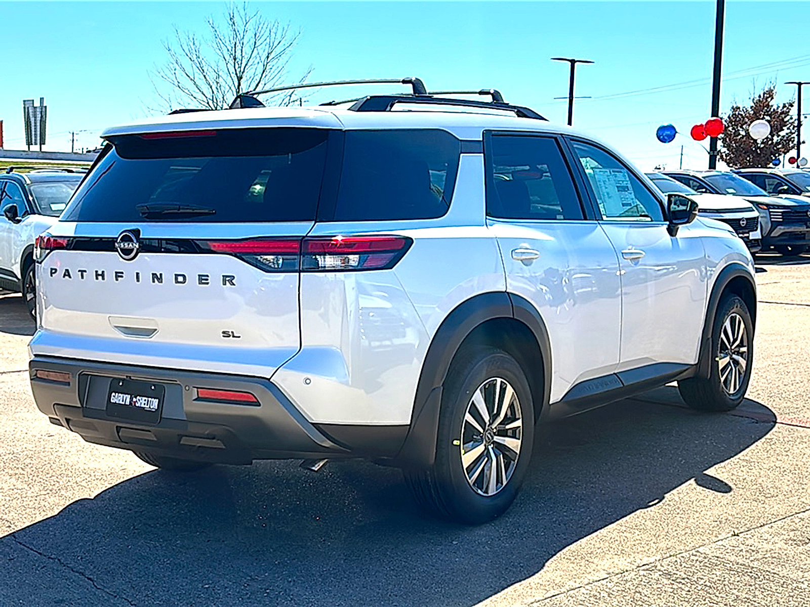 New 2026 Nissan Pathfinder SL image 8