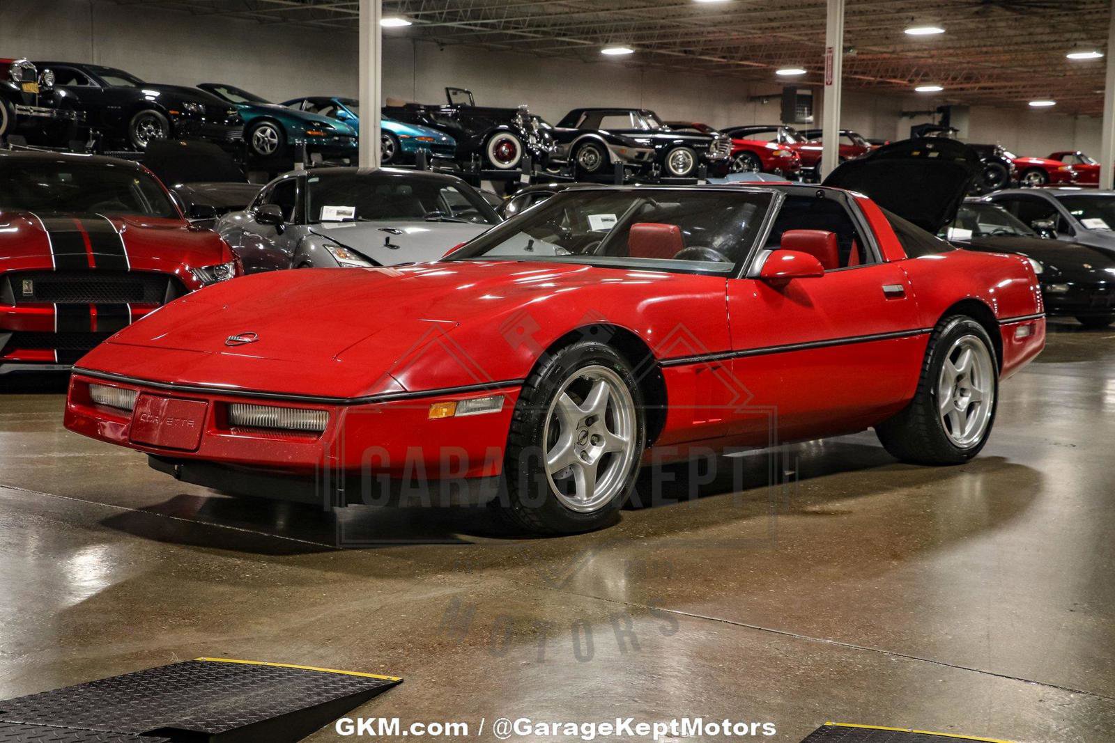 Used 1987 Chevrolet Corvette Coupe image 32