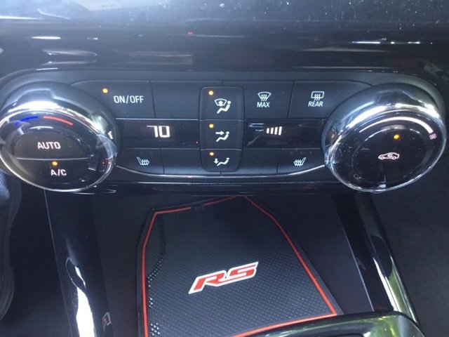 Used 2025 Chevrolet Trax RS w/ Driver Confidence Package image 16