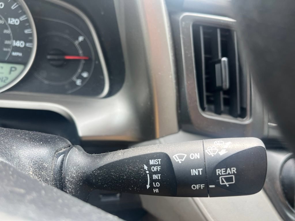 Used 2015 Toyota RAV4 LE FWD image 16