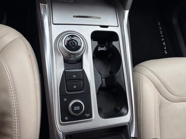 Used 2022 Ford Explorer Platinum w/ Equipment Group 601A image 17