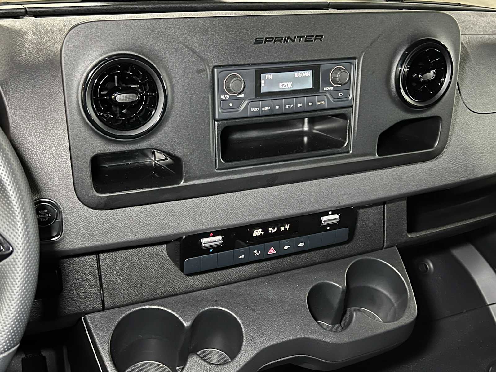 Used 2025 Mercedes-Benz Sprinter 2500 image 29