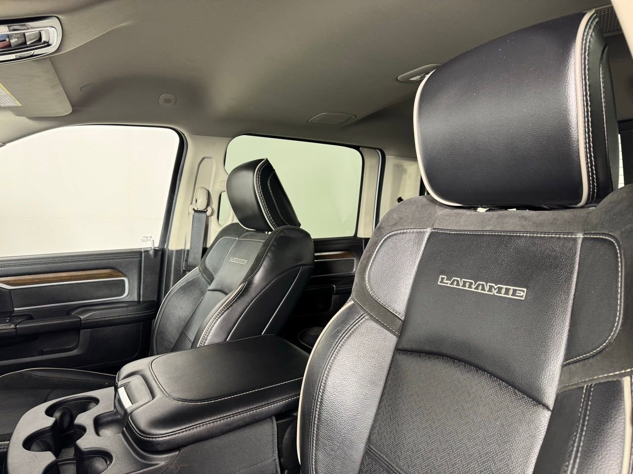 Used 2024 RAM 2500 Laramie image 9