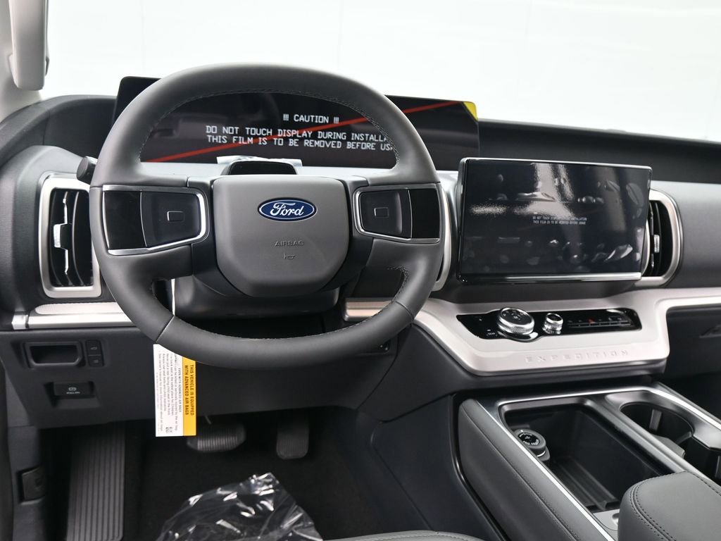 New 2026 Ford Expedition Active image 11