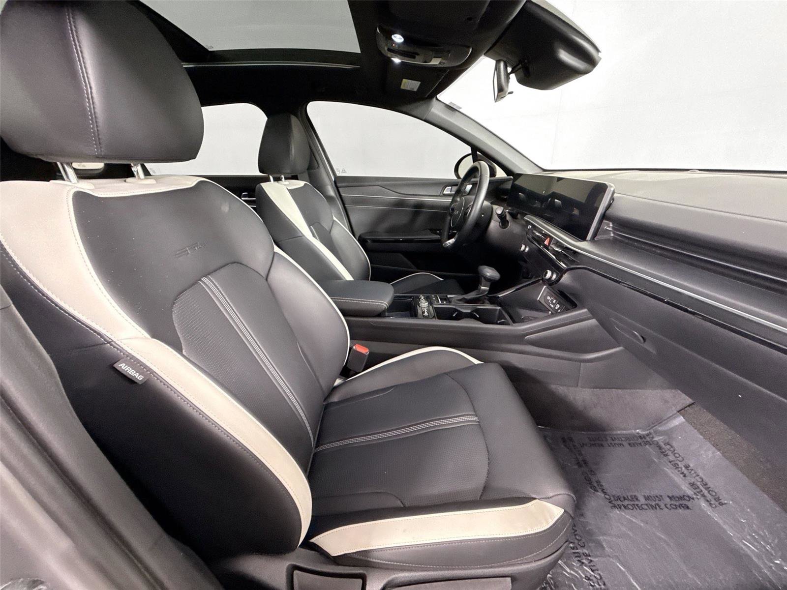 Used 2025 Kia K5 GT-Line w/ GT-Line Premium Package FWD image 39