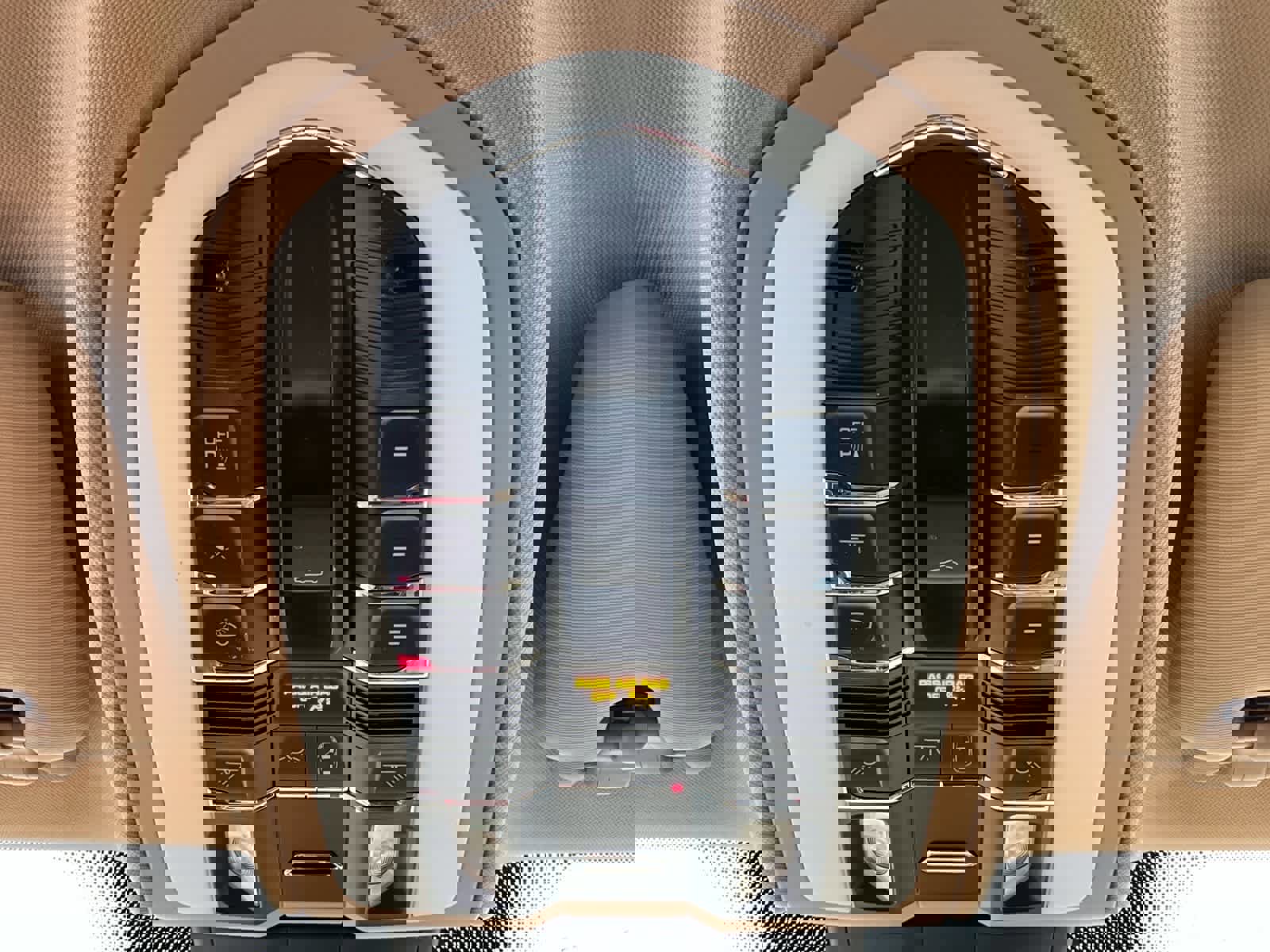 Used 2013 Porsche Cayenne image 16