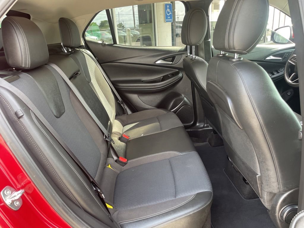 Used 2021 Buick Encore GX Select w/ Sport Touring Package FWD image 20