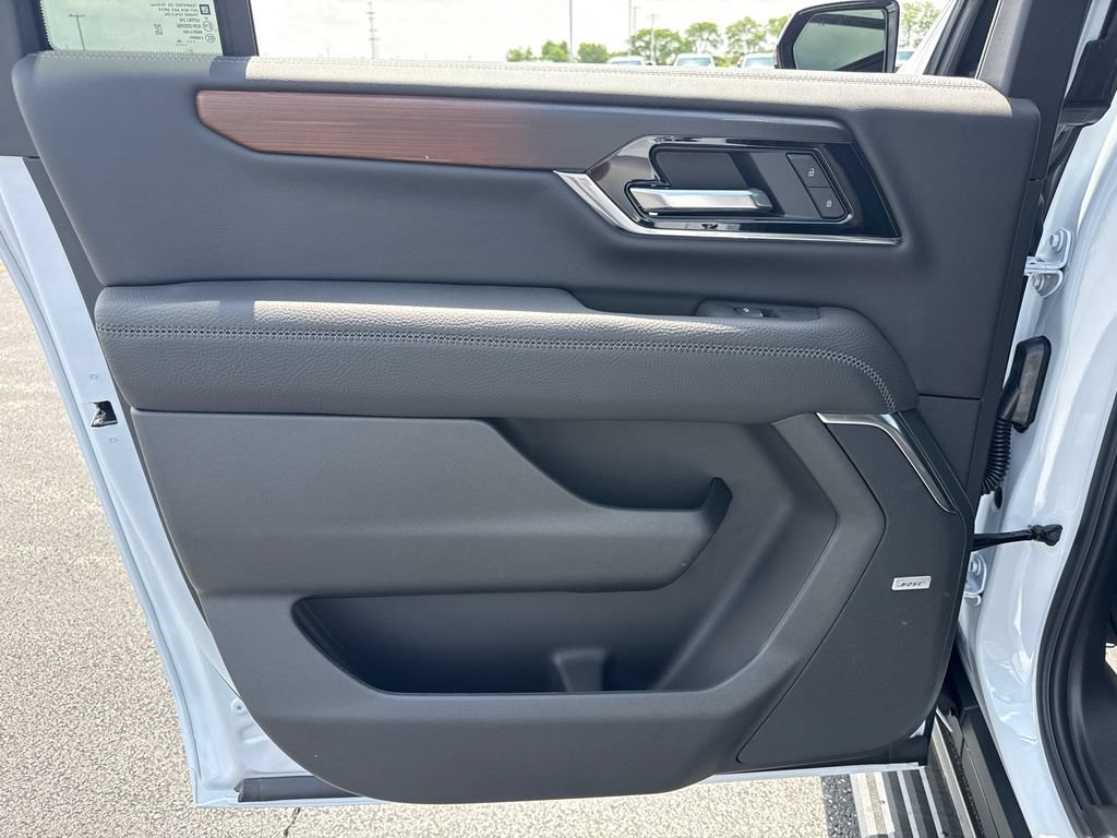 New 2026 GMC Yukon XL Denali w/ Denali Reserve Package AWD/4WD image 32