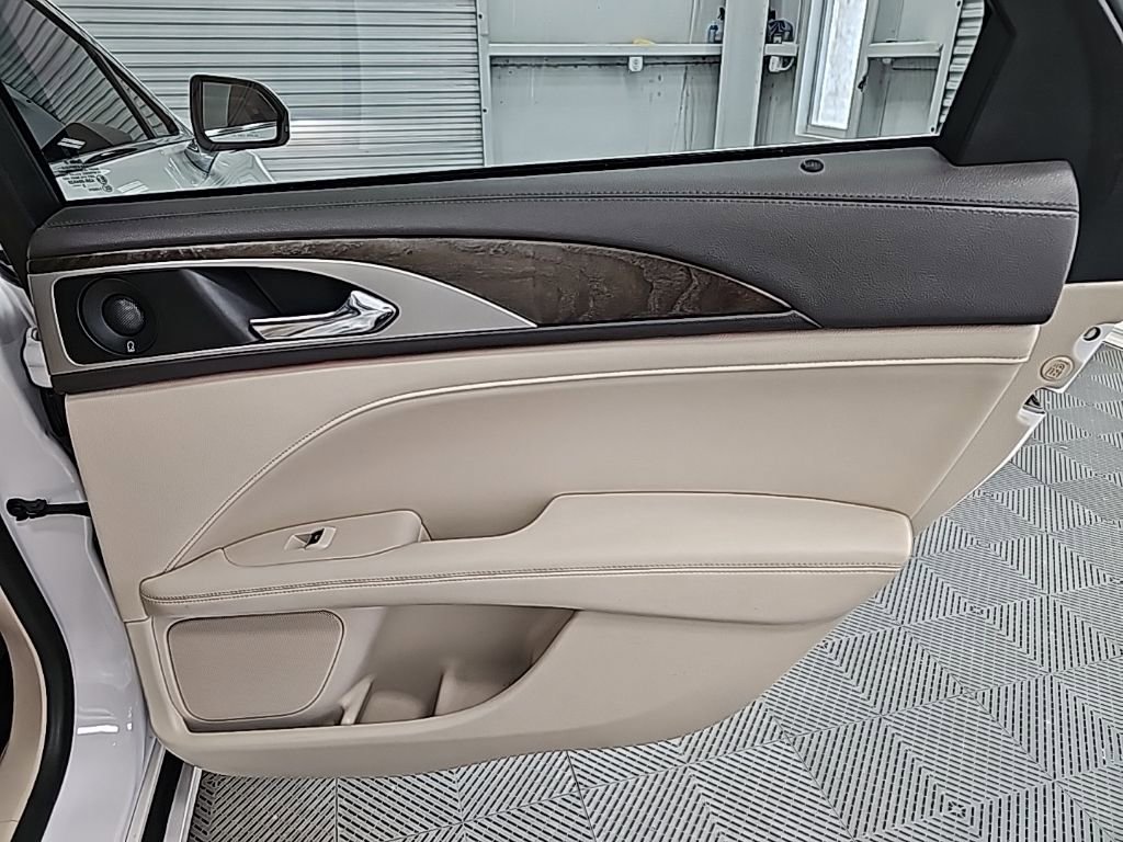 Used 2019 Lincoln MKZ Reserve w/ Reserve Plus Package image 36