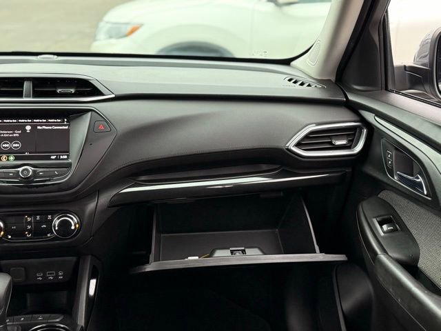 Used 2021 Chevrolet TrailBlazer LT w/ Driver Confidence Package image 29