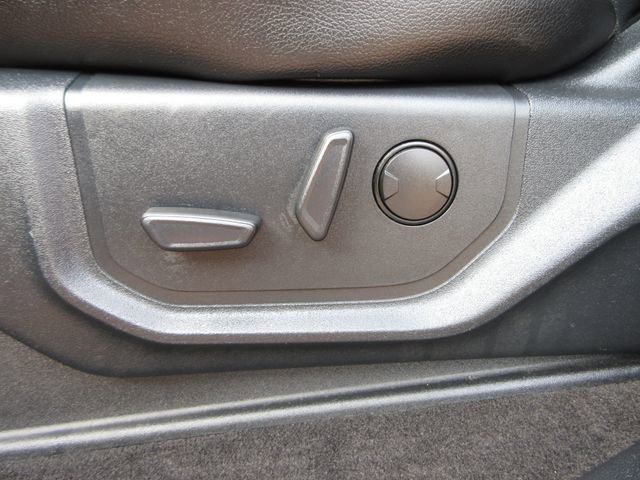 Used 2019 Ford F150 Lariat image 12