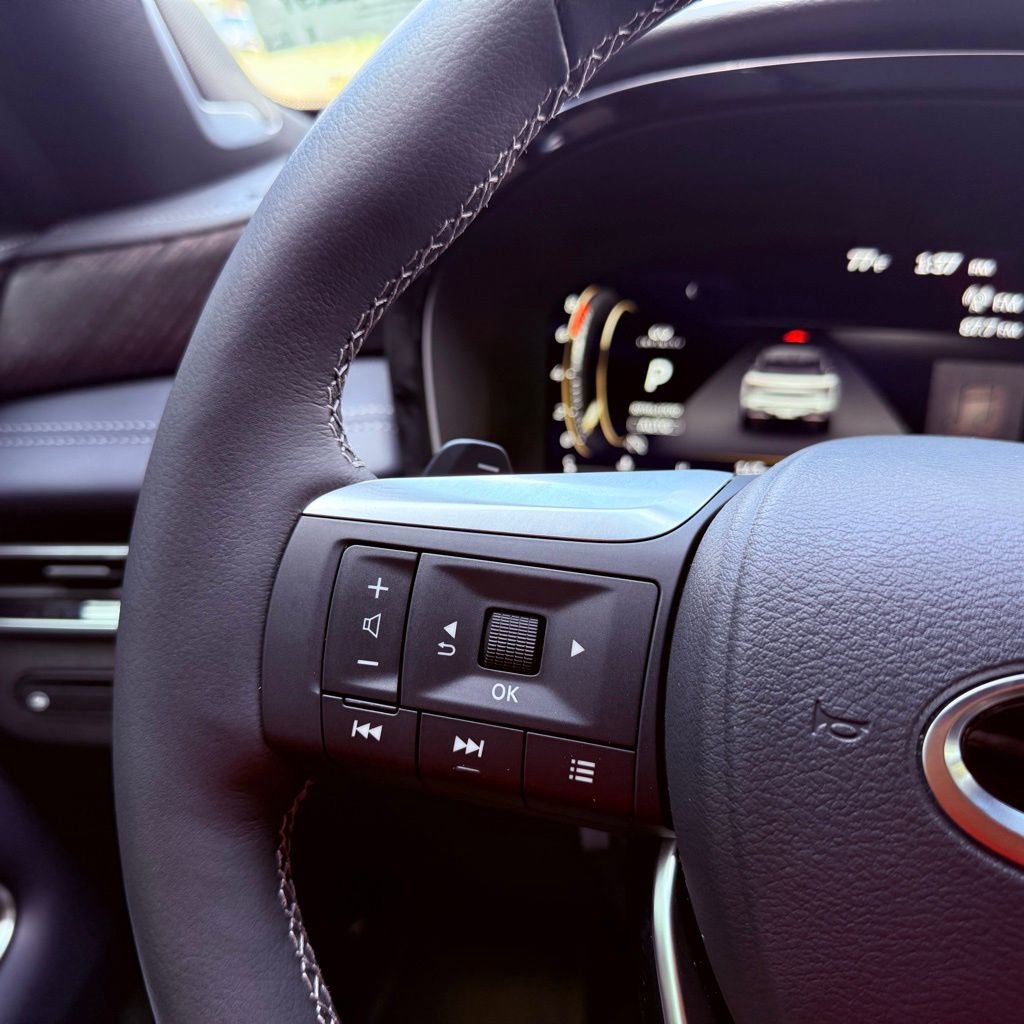 New 2026 INFINITI QX60 Sport image 18