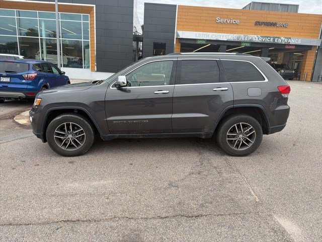 Used 2017 Jeep Grand Cherokee Limited w/ Trailer Tow Group IV image 2