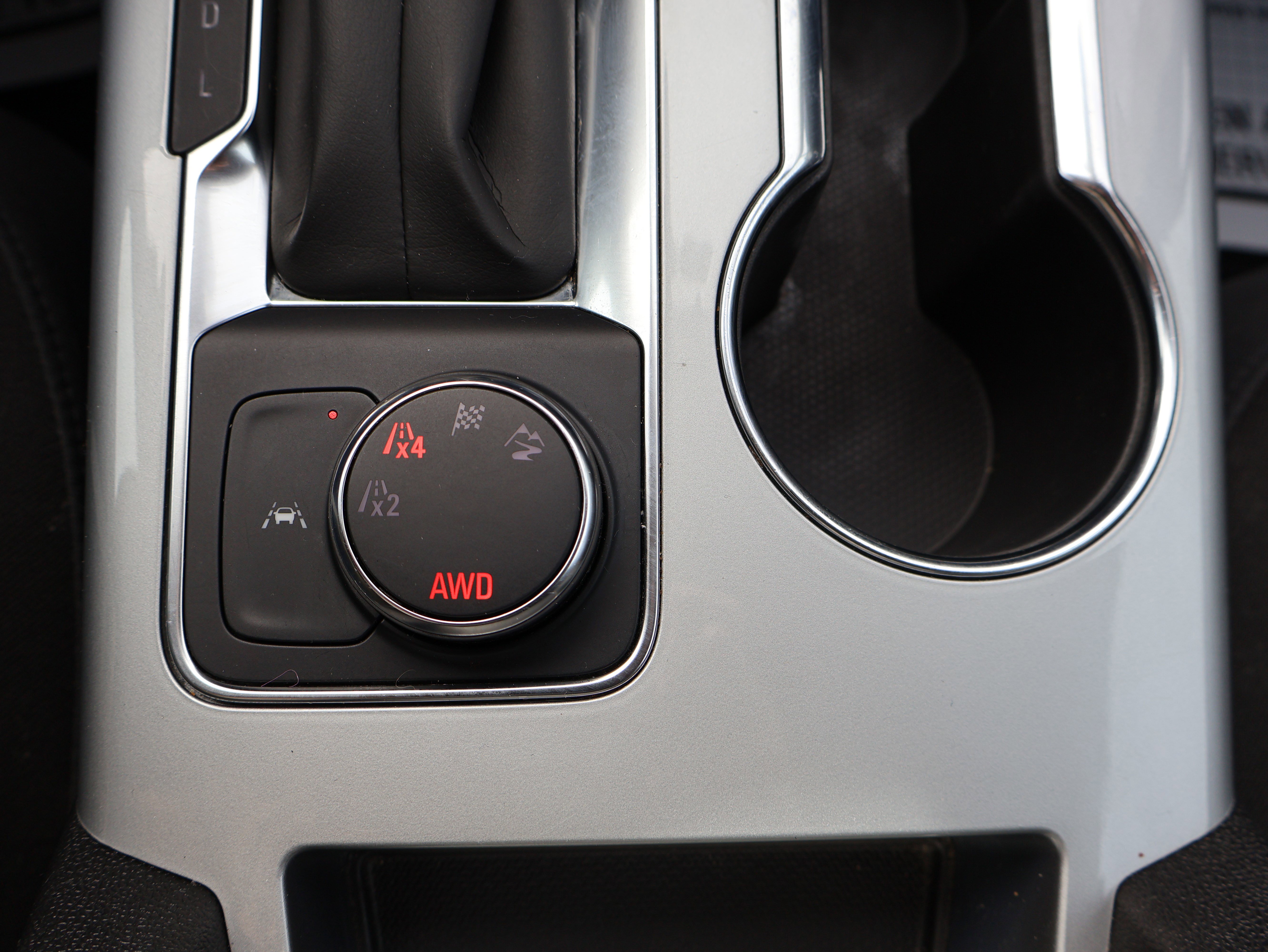 Used 2025 Chevrolet Blazer LT image 28