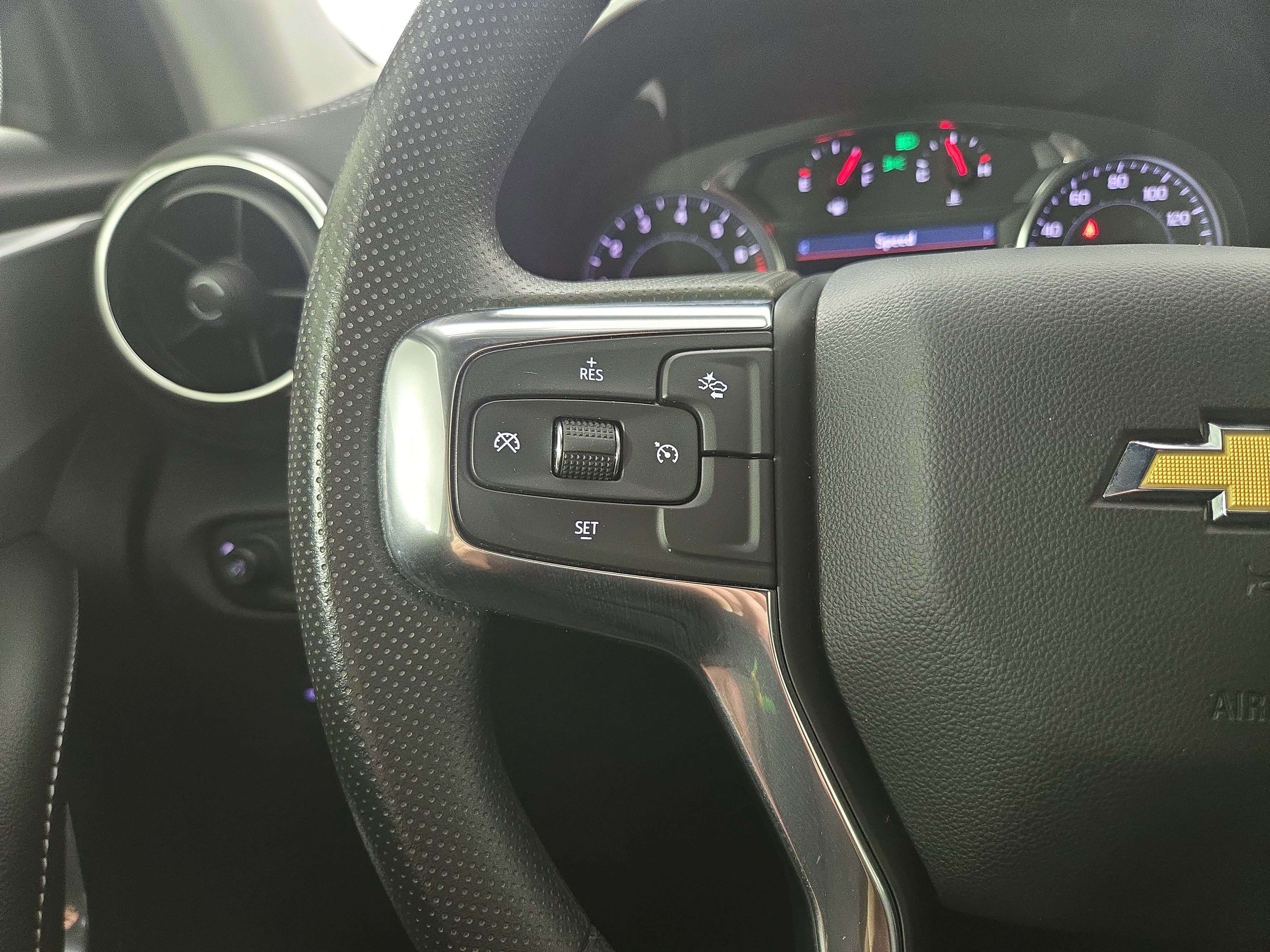 Certified 2024 Chevrolet Blazer LT w/ Driver Confidence Package image 15