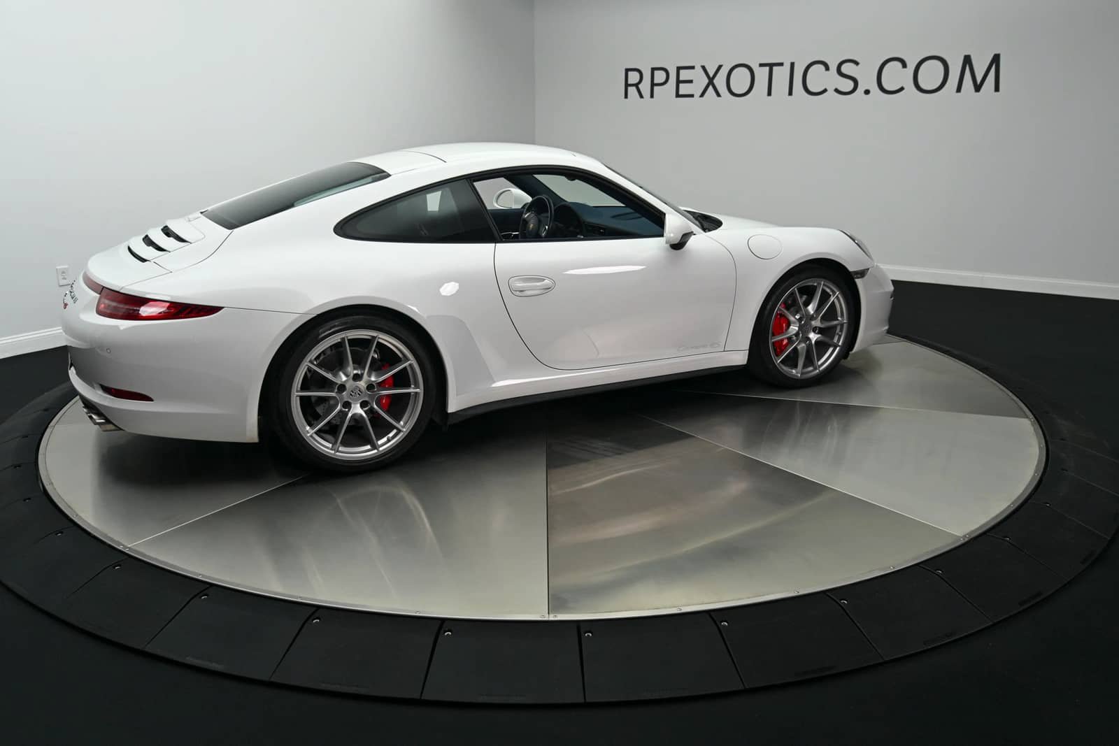 Used 2013 Porsche 911 Carrera 4S AWD/4WD image 2