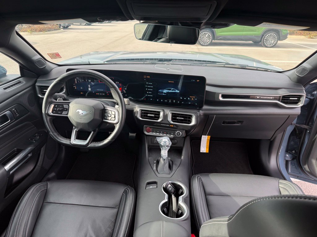 Used 2025 Ford Mustang GT Premium RWD image 27