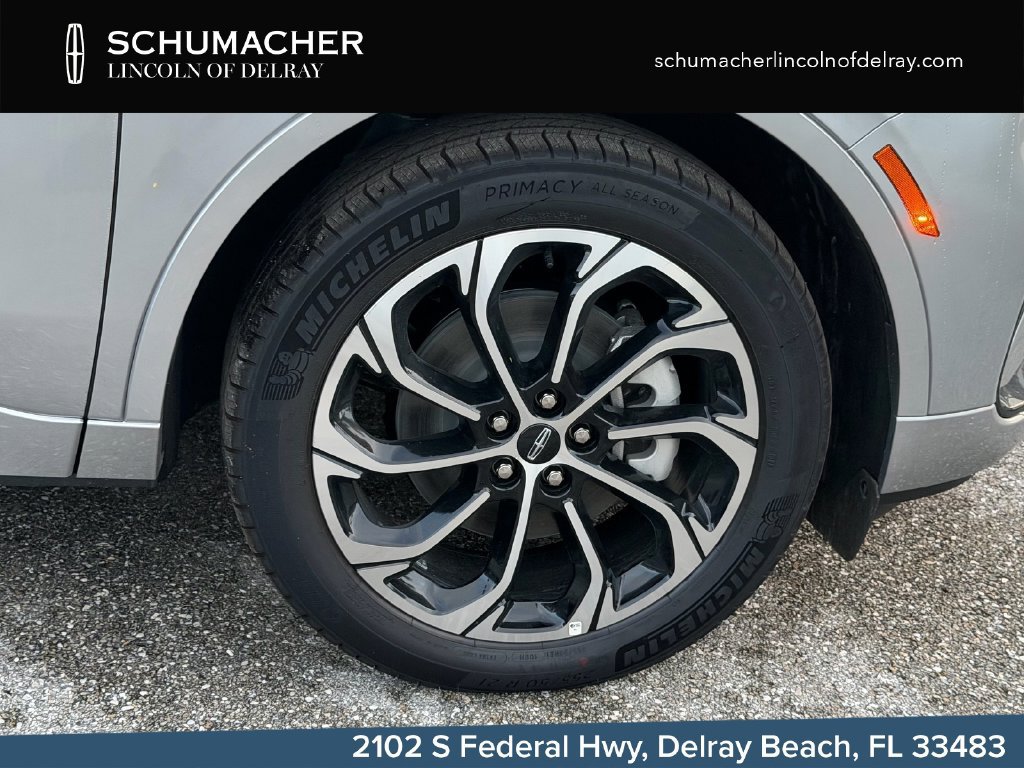 New 2026 Lincoln Nautilus Reserve AWD/4WD image 9