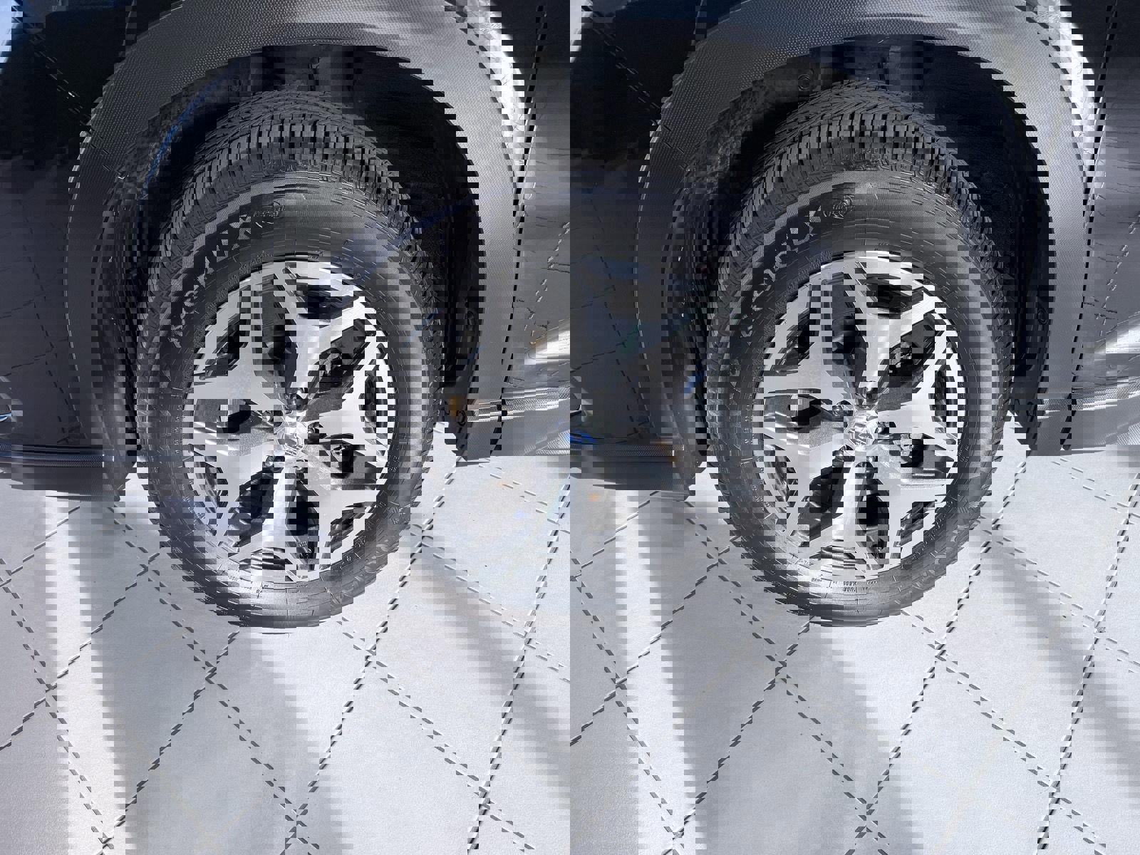 Used 2022 Subaru Forester Premium image 36