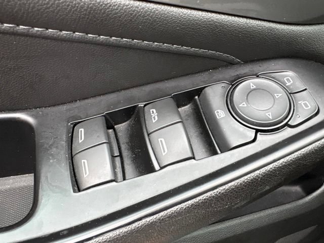 Used 2023 Chevrolet Traverse LT AWD/4WD image 12