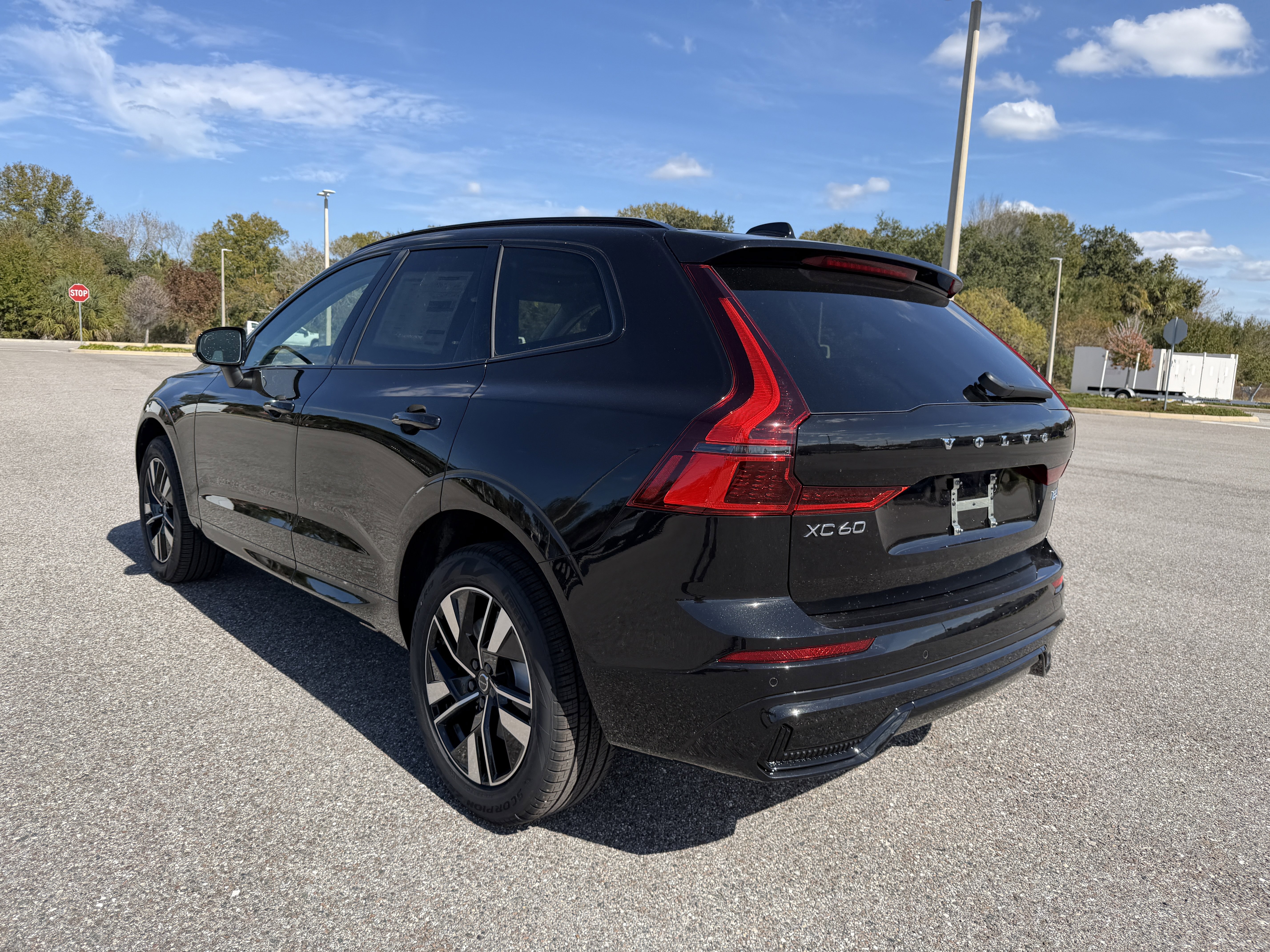 New 2026 Volvo XC60 B5 Core image 5