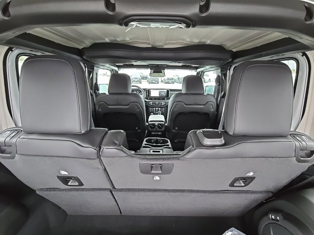 New 2026 Jeep Wrangler Sahara image 52