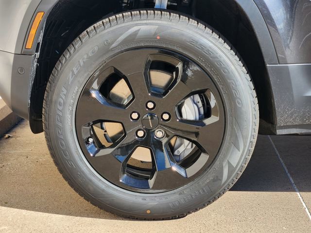 Used 2026 Land Rover Defender 110 S image 7