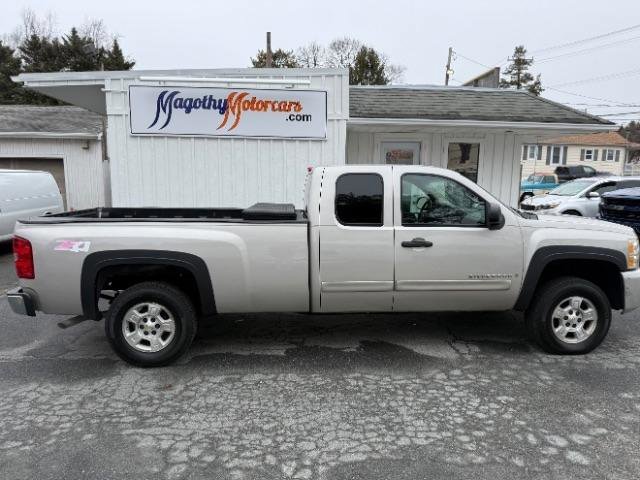 Used 2008 Chevrolet Silverado 1500 LT w/ Power Pack Plus image 2