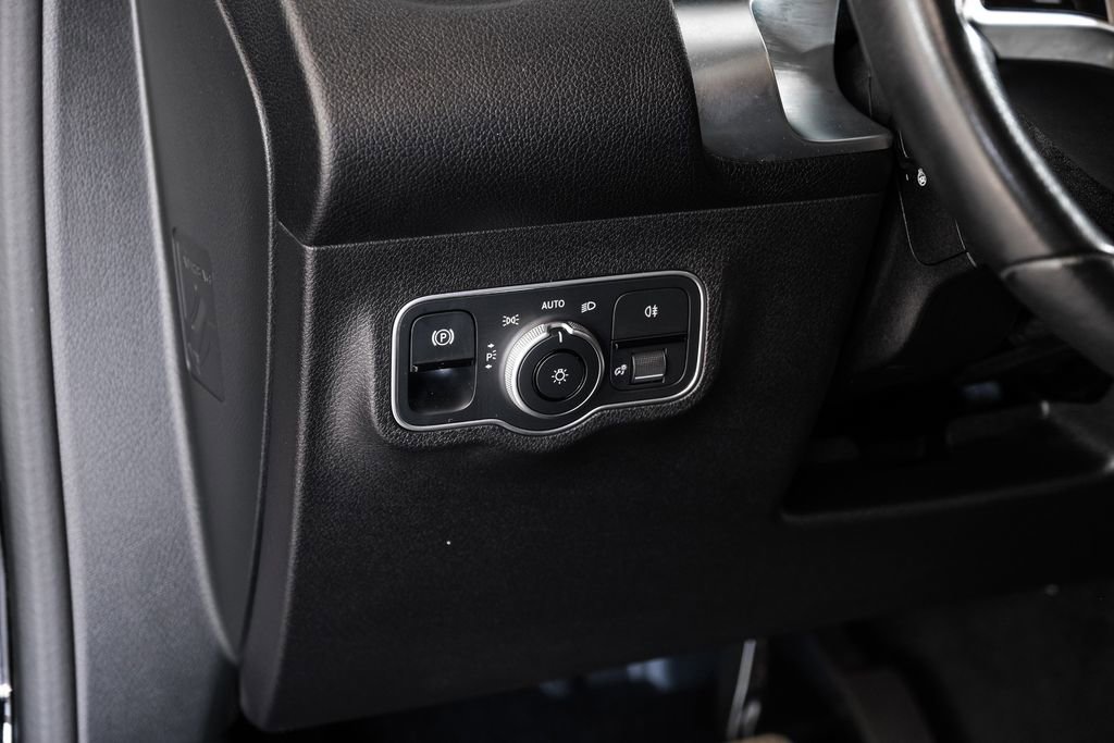 Used 2024 Mercedes-Benz EQB 250+ w/ Winter Package image 26