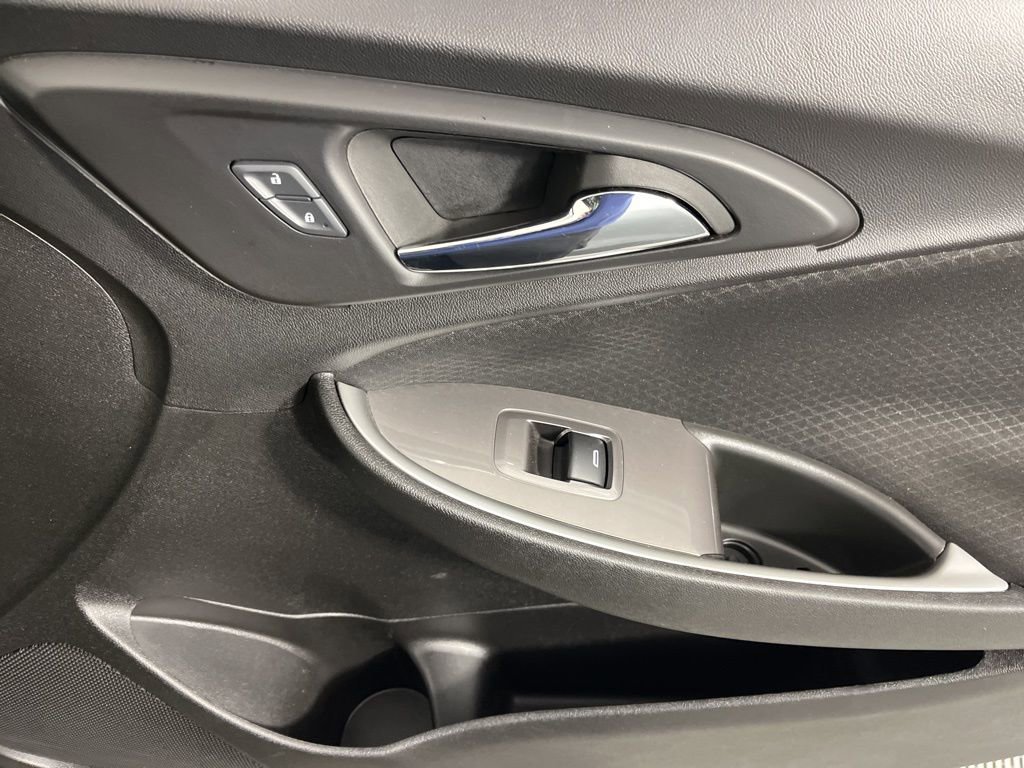 Used 2024 Chevrolet Malibu LT image 21