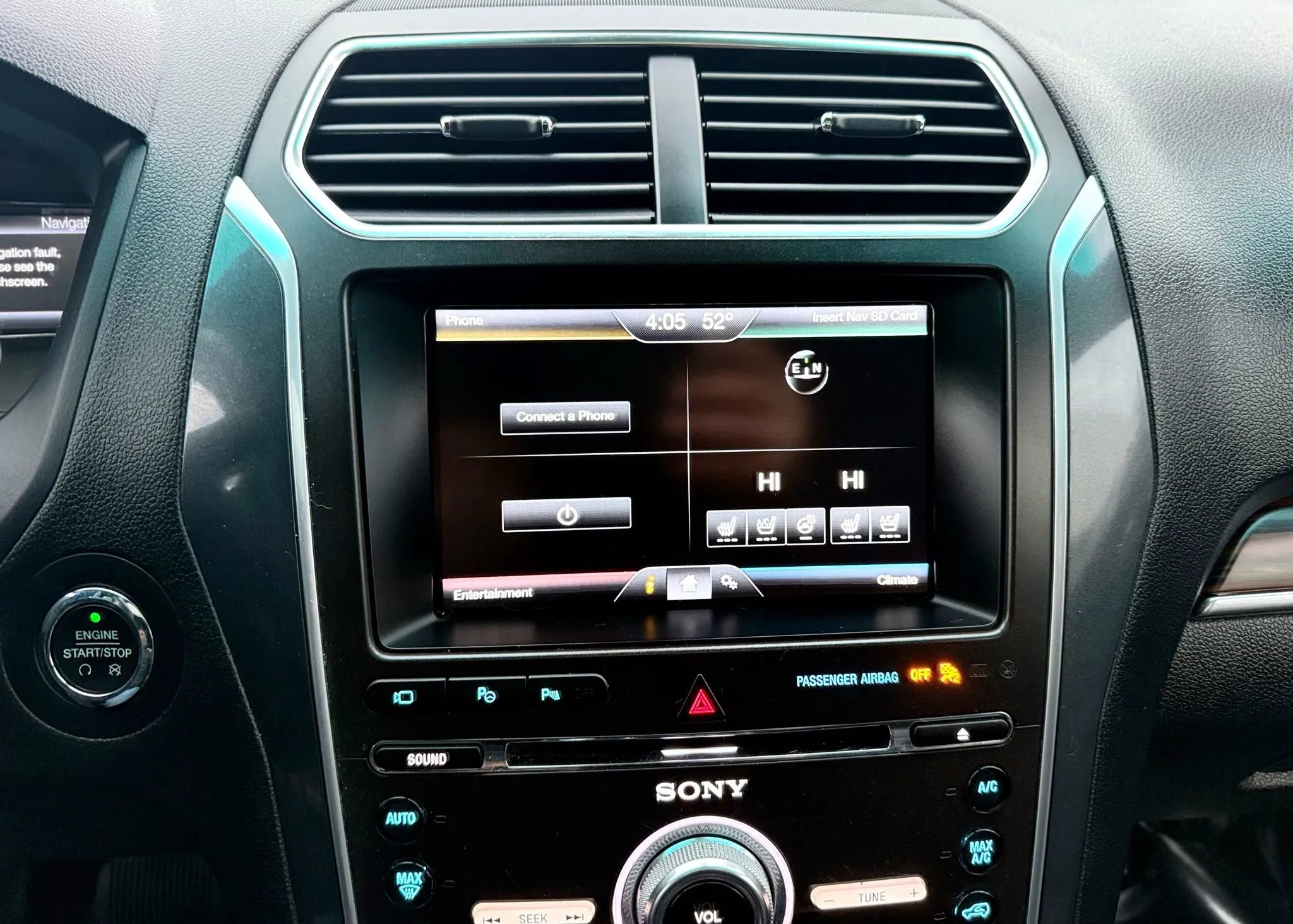 Used 2016 Ford Explorer Limited w/ Equipment Group 301A image 18